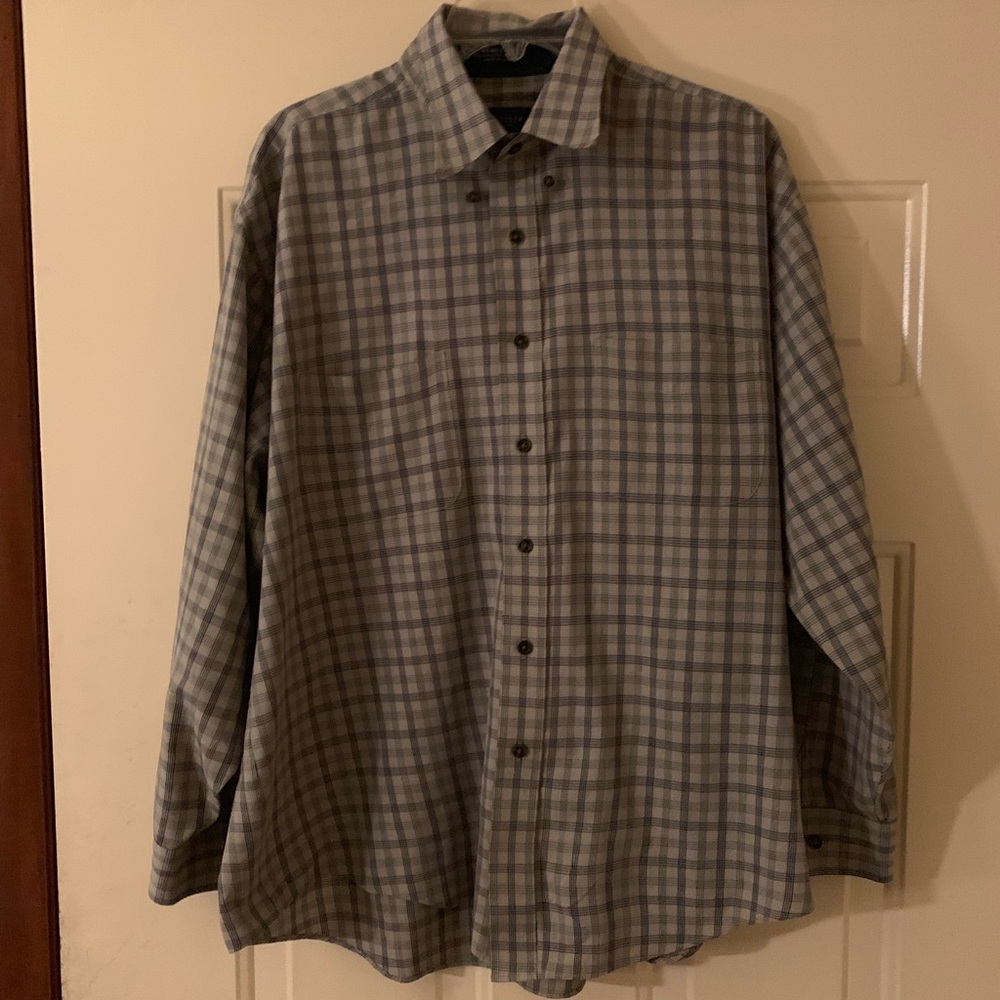 Men’s dress shirt size L 16-16 1/2
